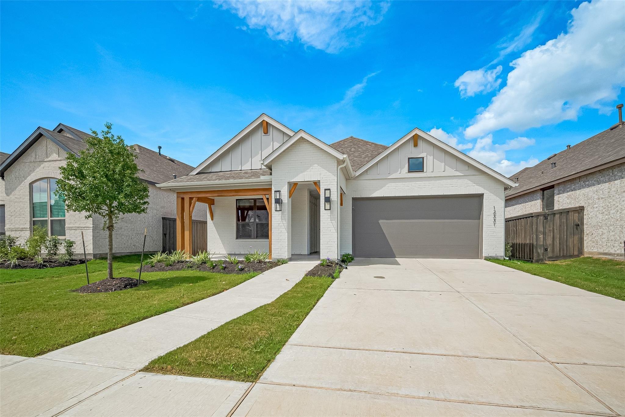 12331 Palmetto Drive