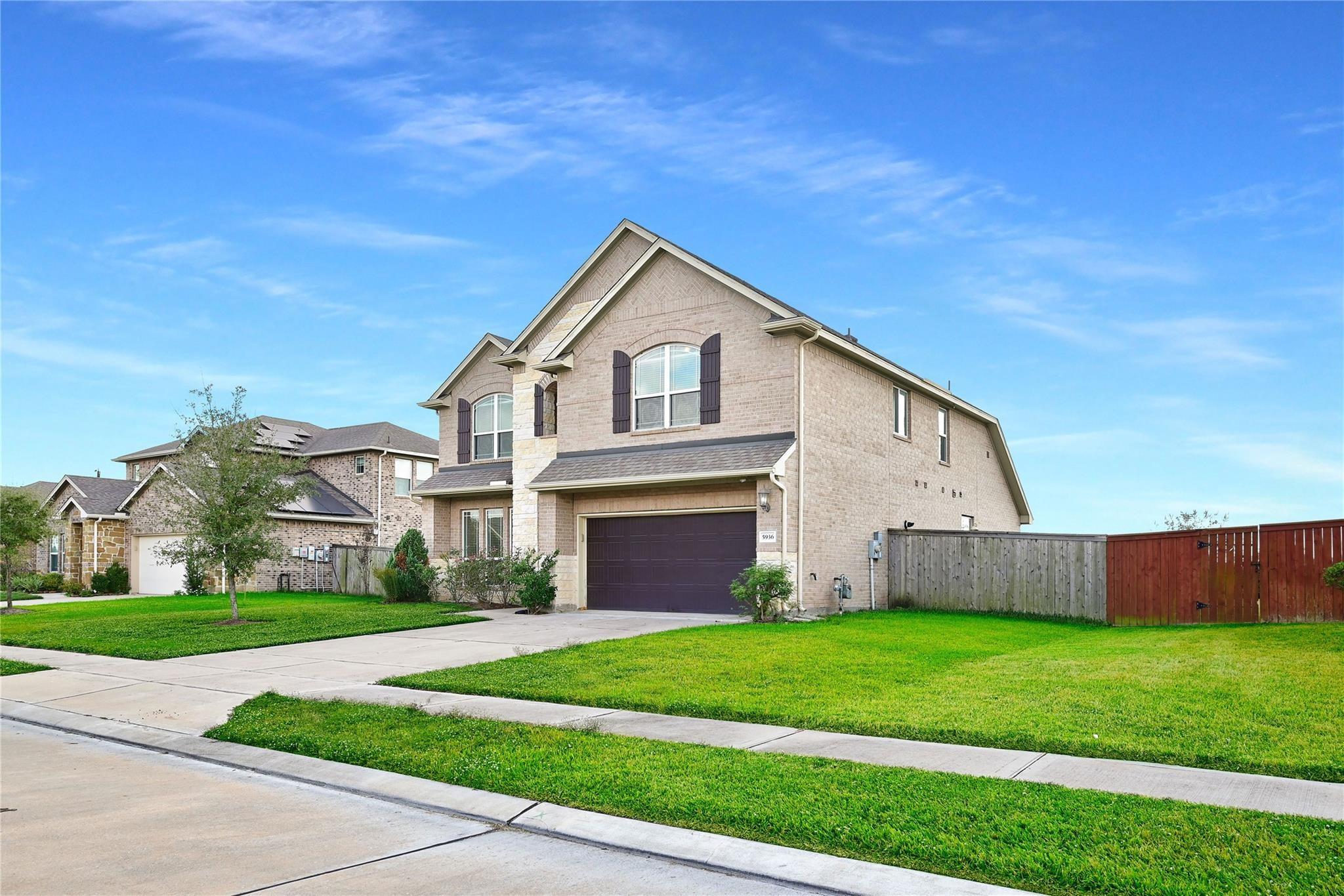 5936 Pearland Place