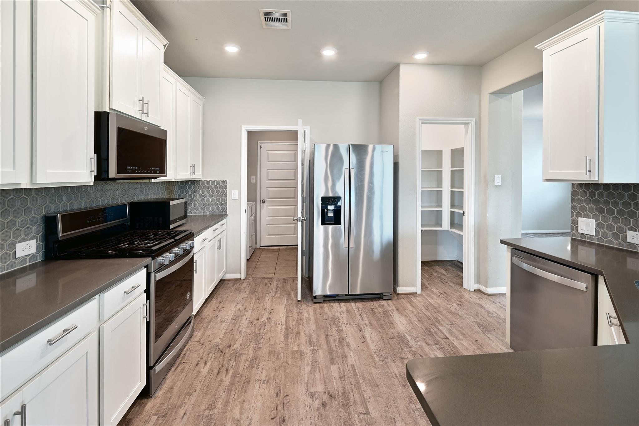 5936 Pearland Place