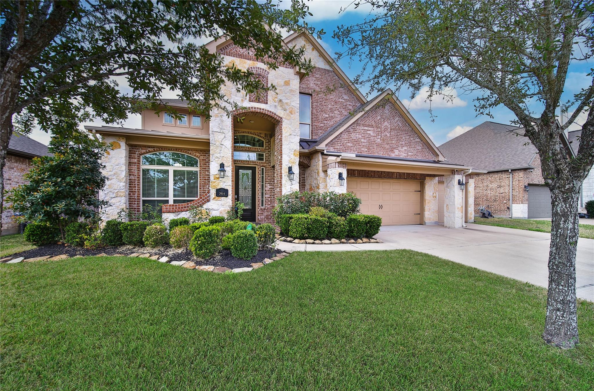 3914 Birdsall Falls Lane