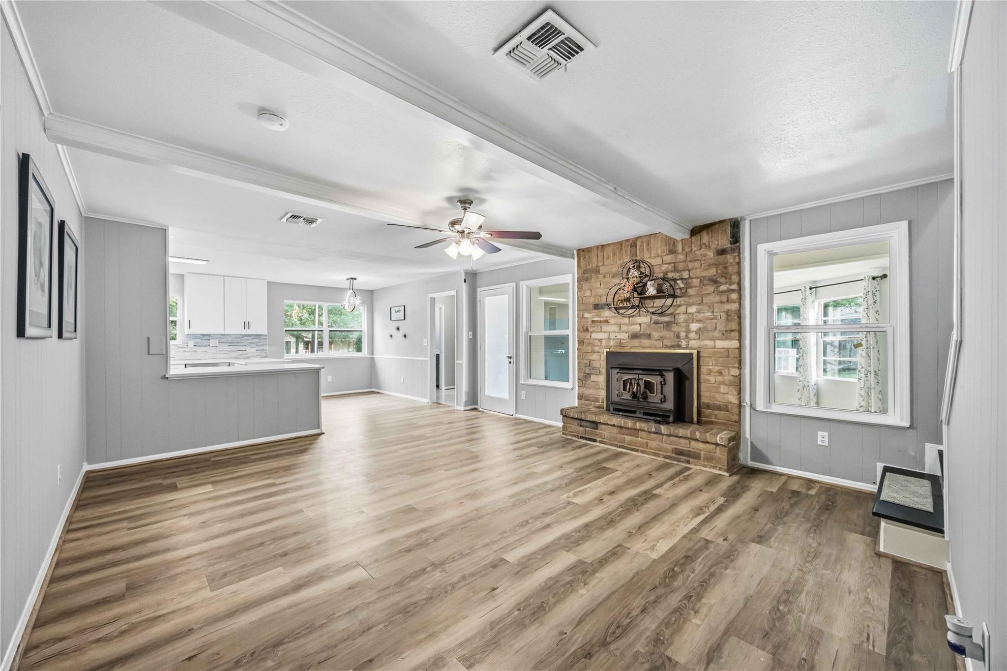 203 Wedgewood Court