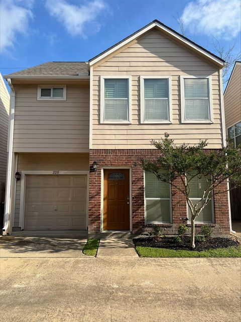 2211 Naomi Street Houston TX 77054