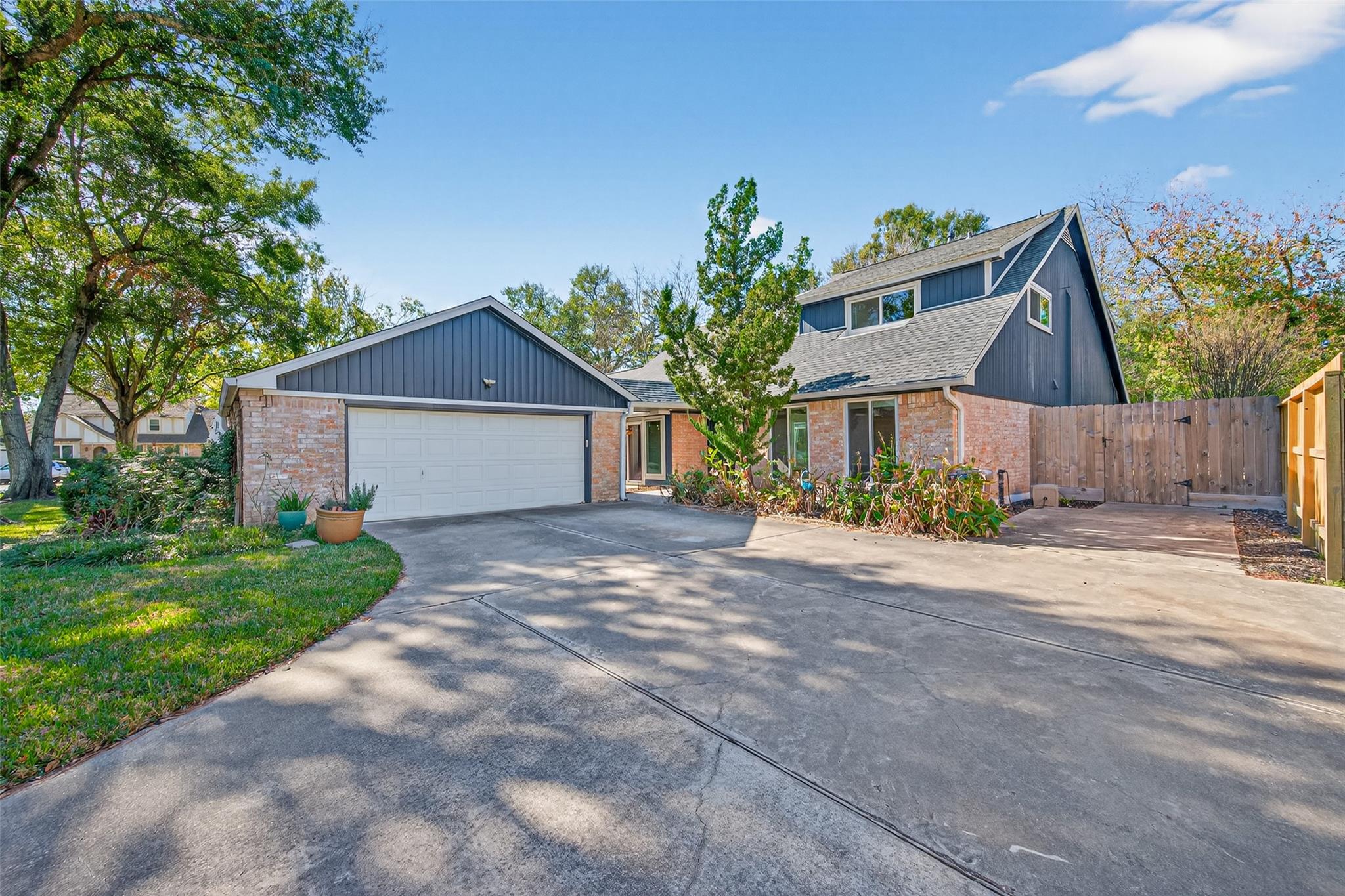 1426 Heathwood Drive