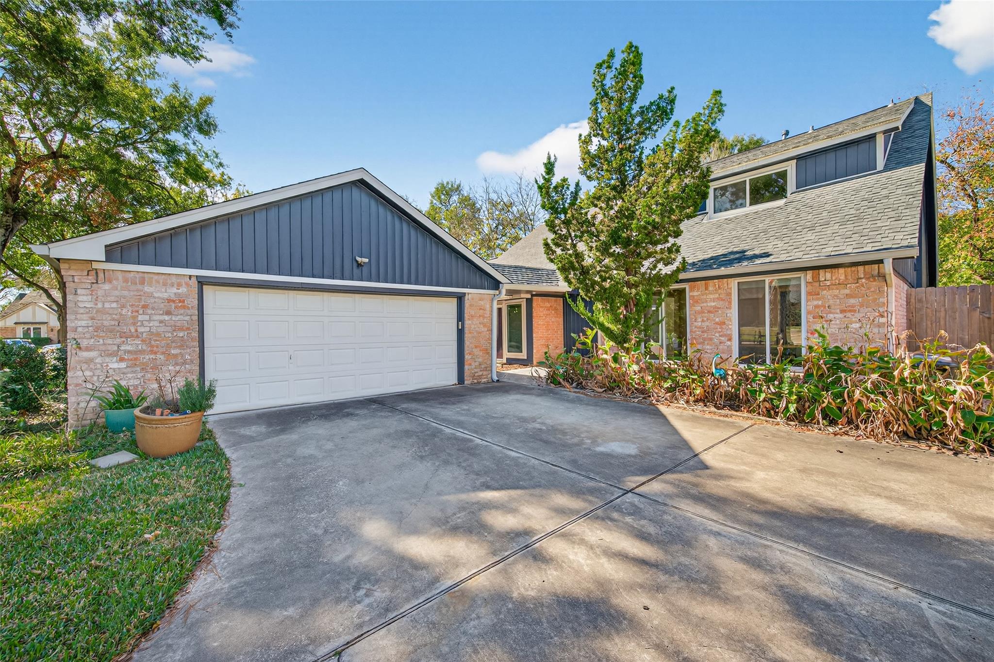 1426 Heathwood Drive