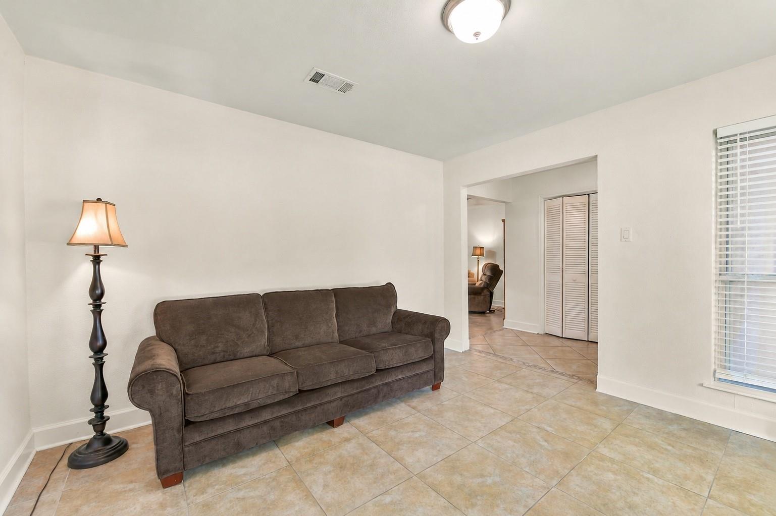 5705 Woodville Lane