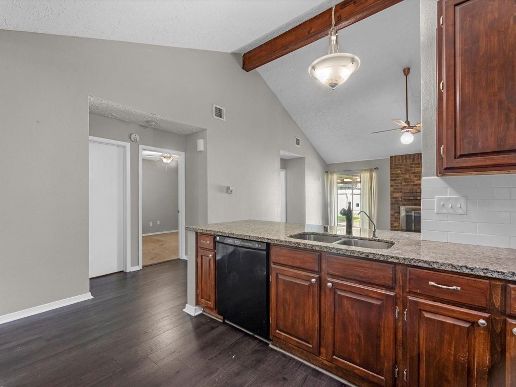 Photo of 4202 W Peachfield Circle, Houston, TX 77014 (MLS # 74750083)