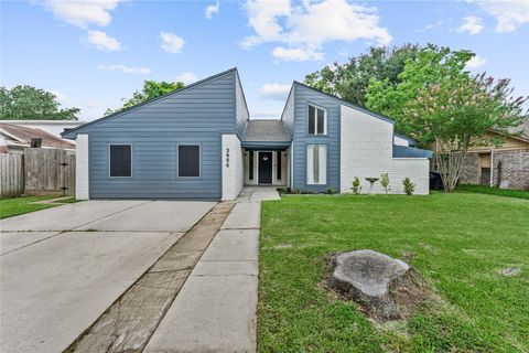 Photo of 3404 Surrey Street, Baytown, TX 77521 (MLS # 37577961)