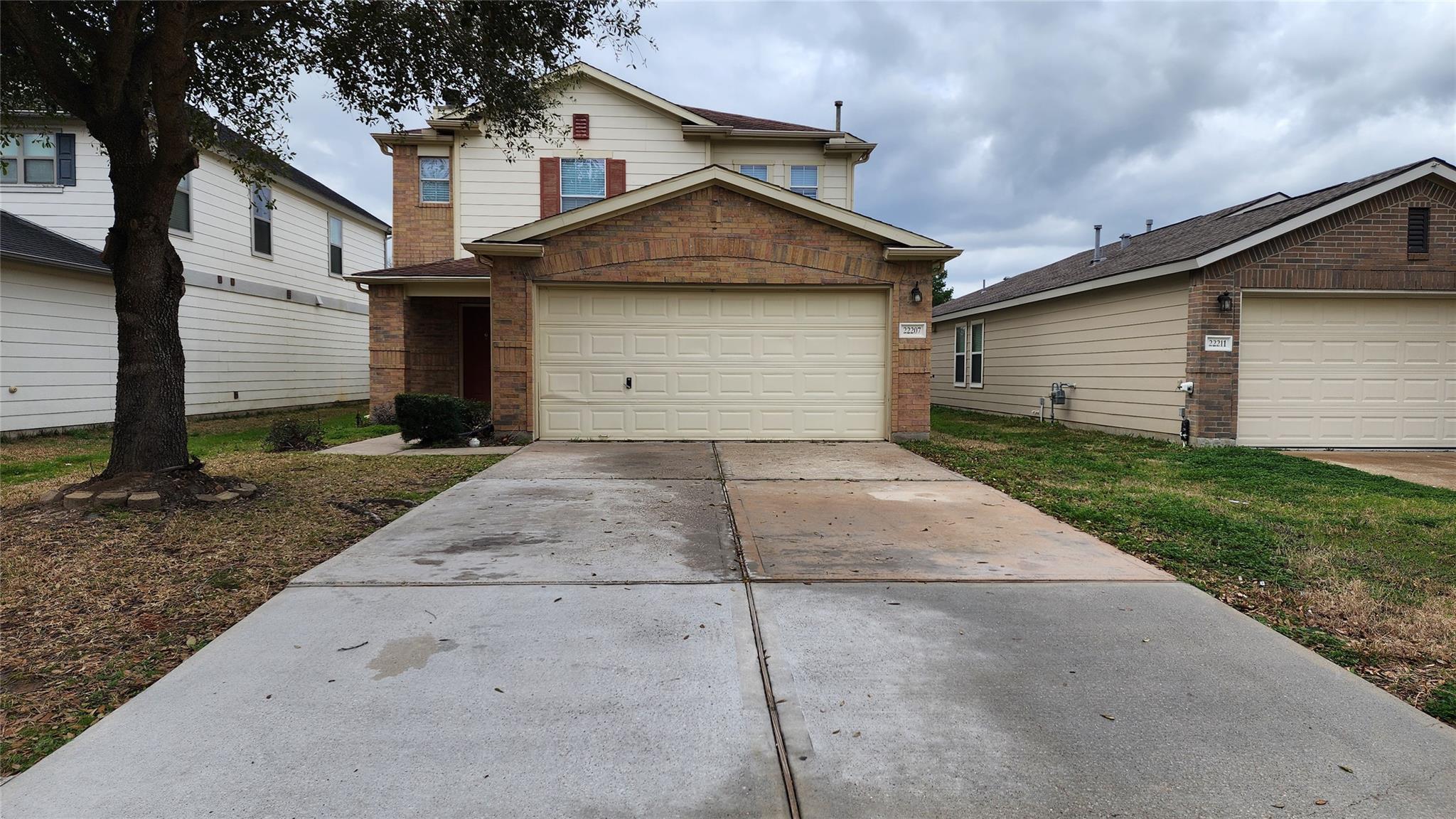 22207 Greengate Drive