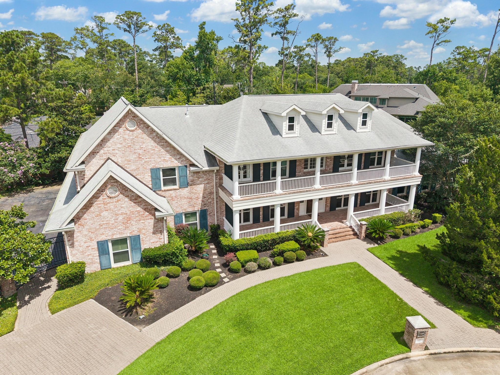 223 Heritage Oaks Lane