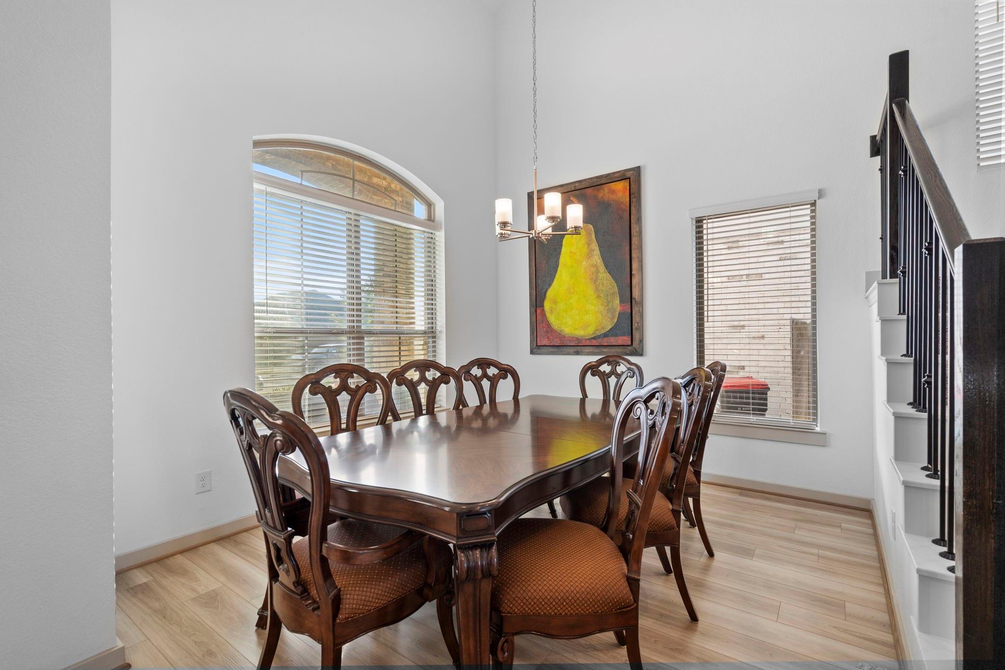 28410 Hannahs Harbor Lane