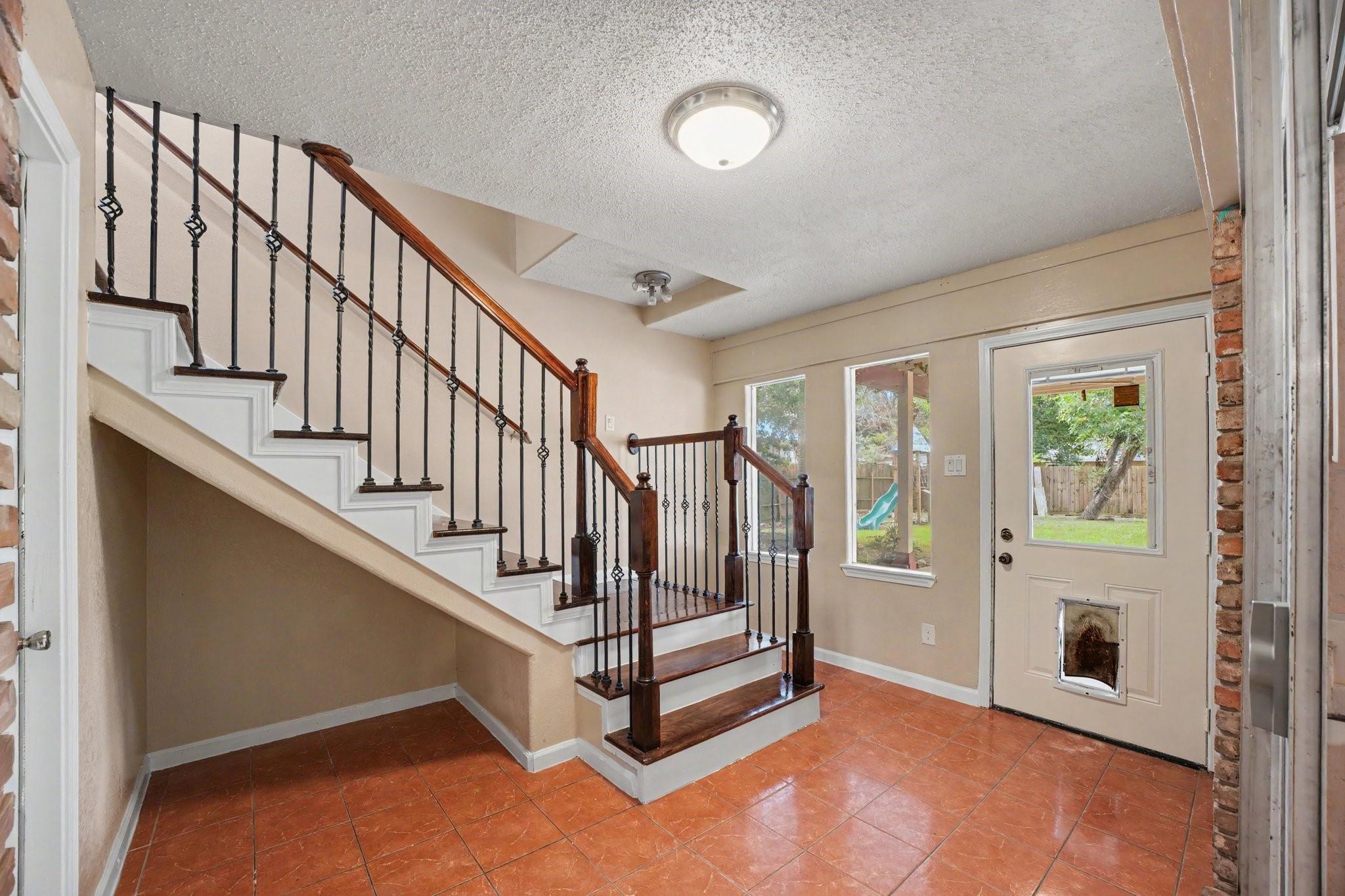 1710 Oaks Drive