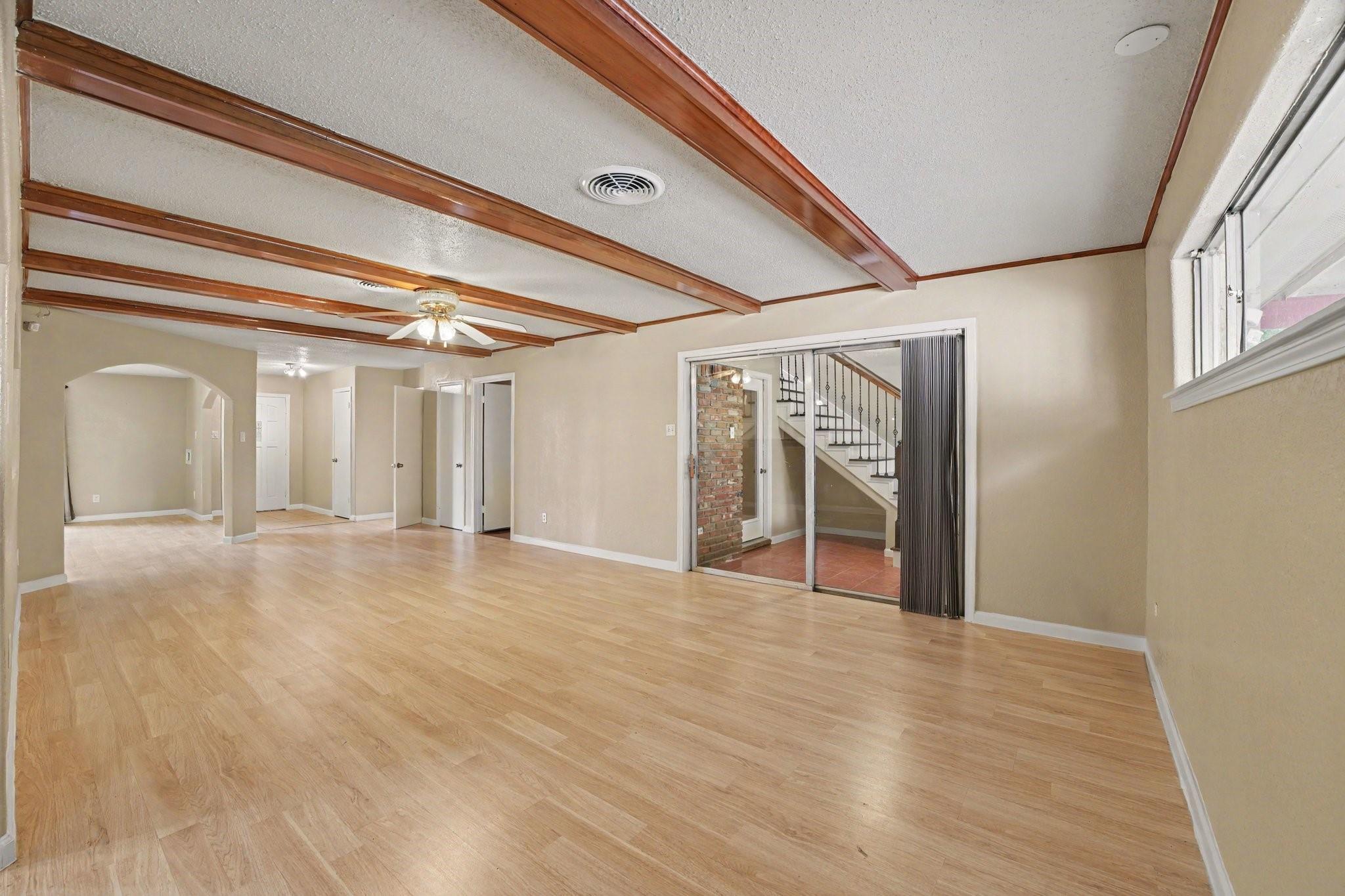 1710 Oaks Drive