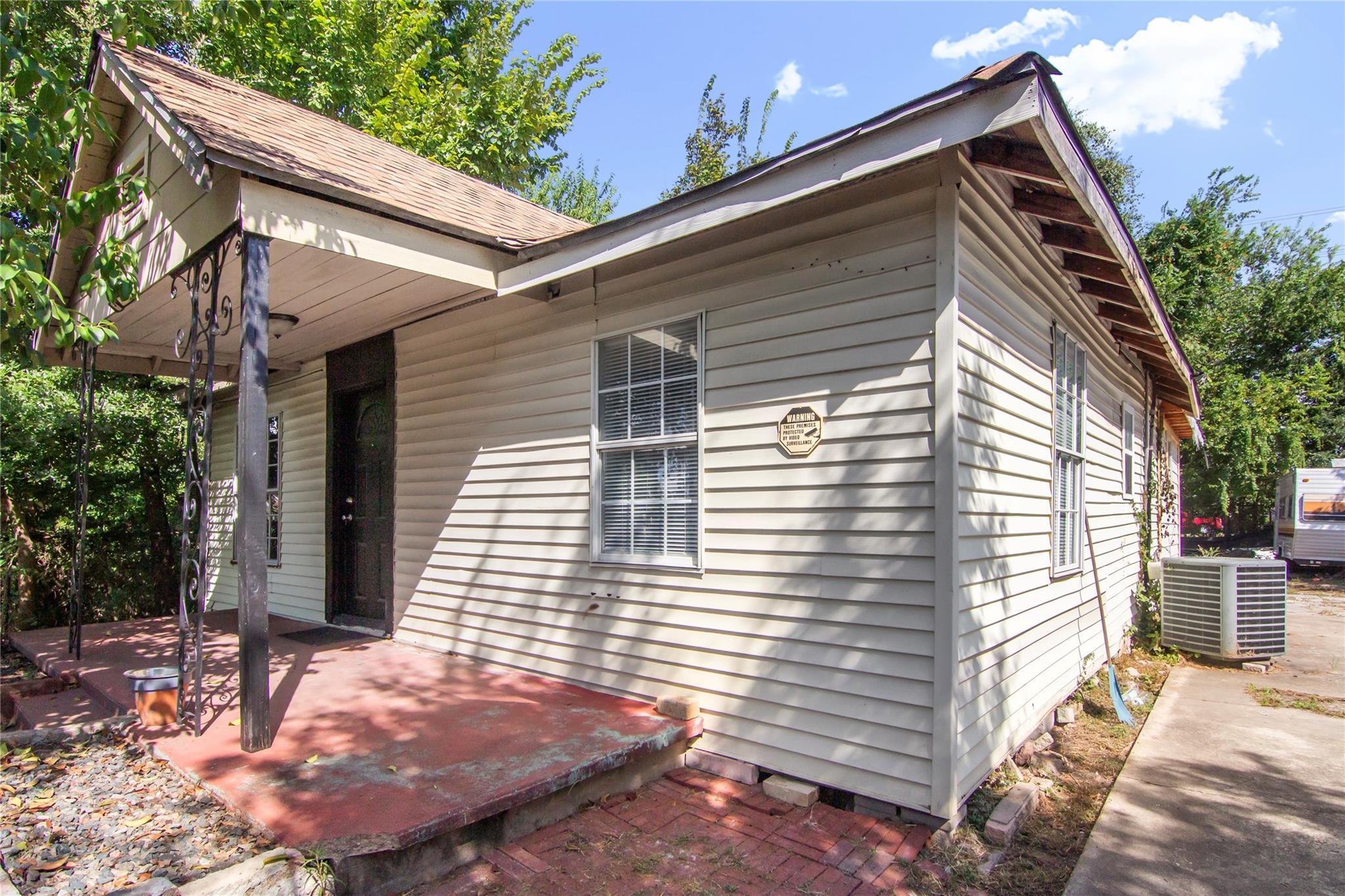 8617 Woodruff Street