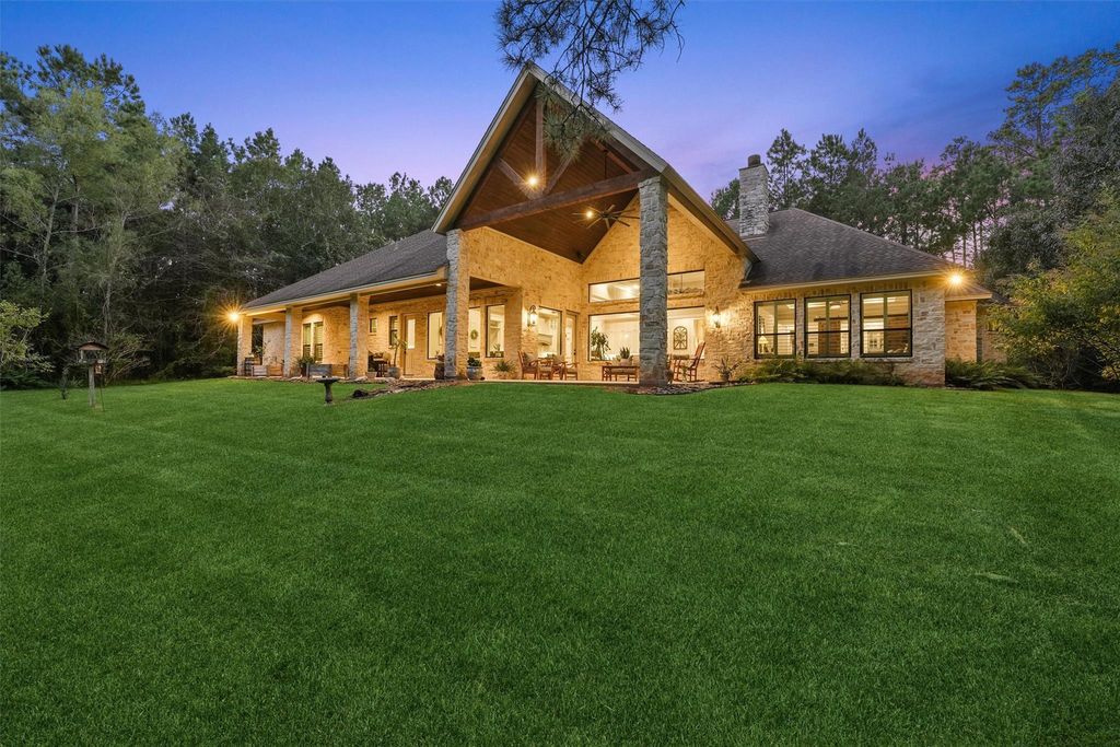 Photo of 12479 Shady Woods Trail, Montgomery, TX 77316 (MLS # 92706925)
