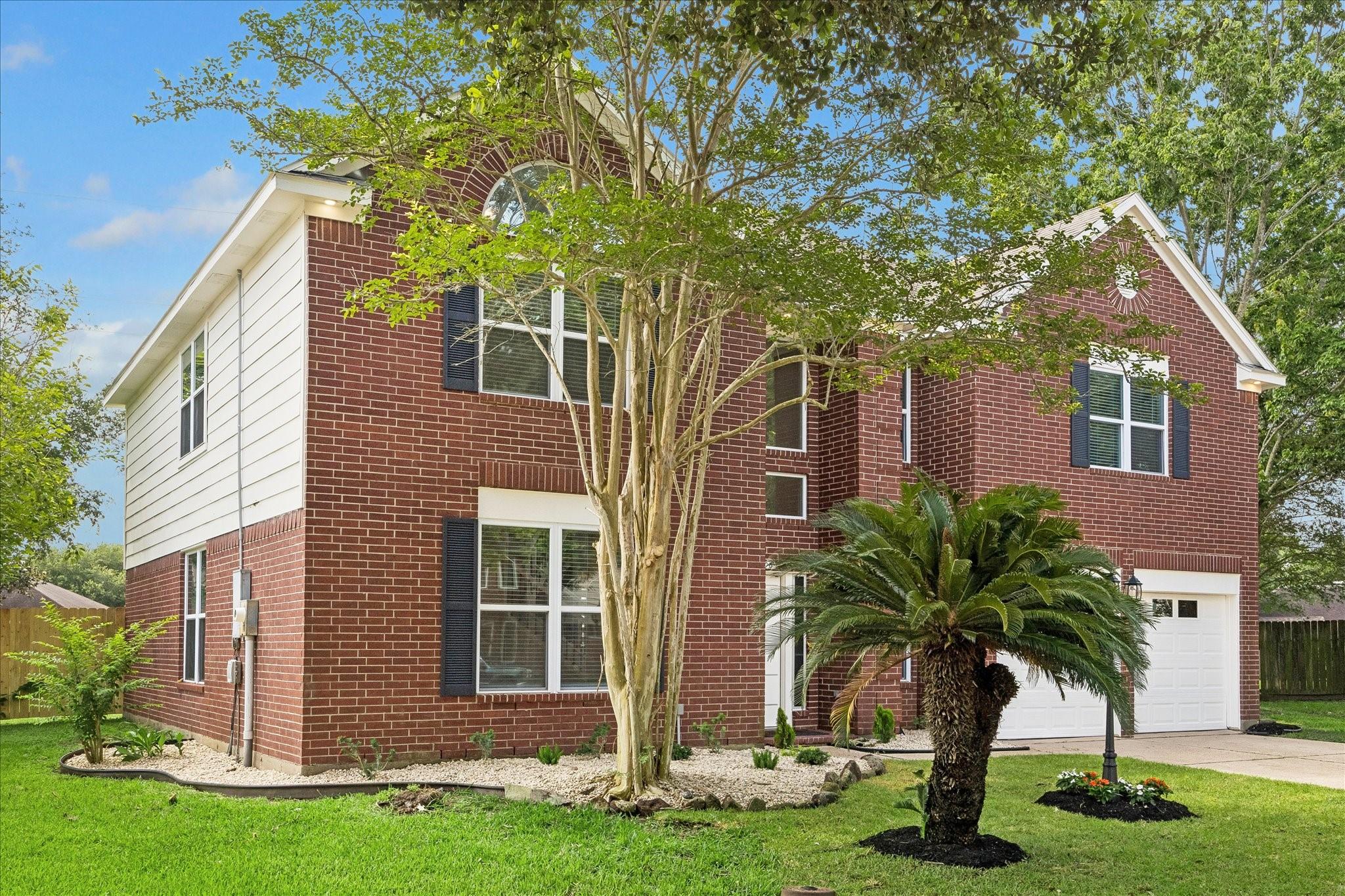 1306 Hunter Wood Drive