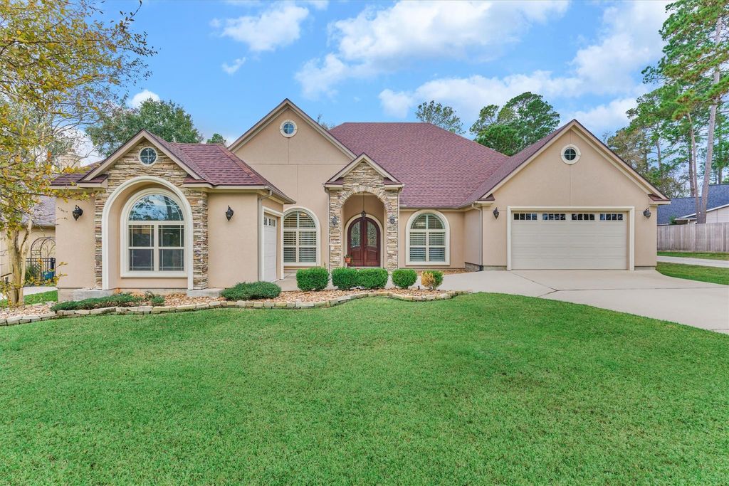 Photo of 11607 Walden Road, Montgomery, TX 77356 (MLS # 18675822)