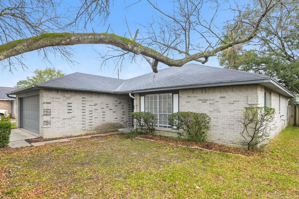 Photo of 16319 N Mist Drive, Houston, TX 77073 (MLS # 13401573)