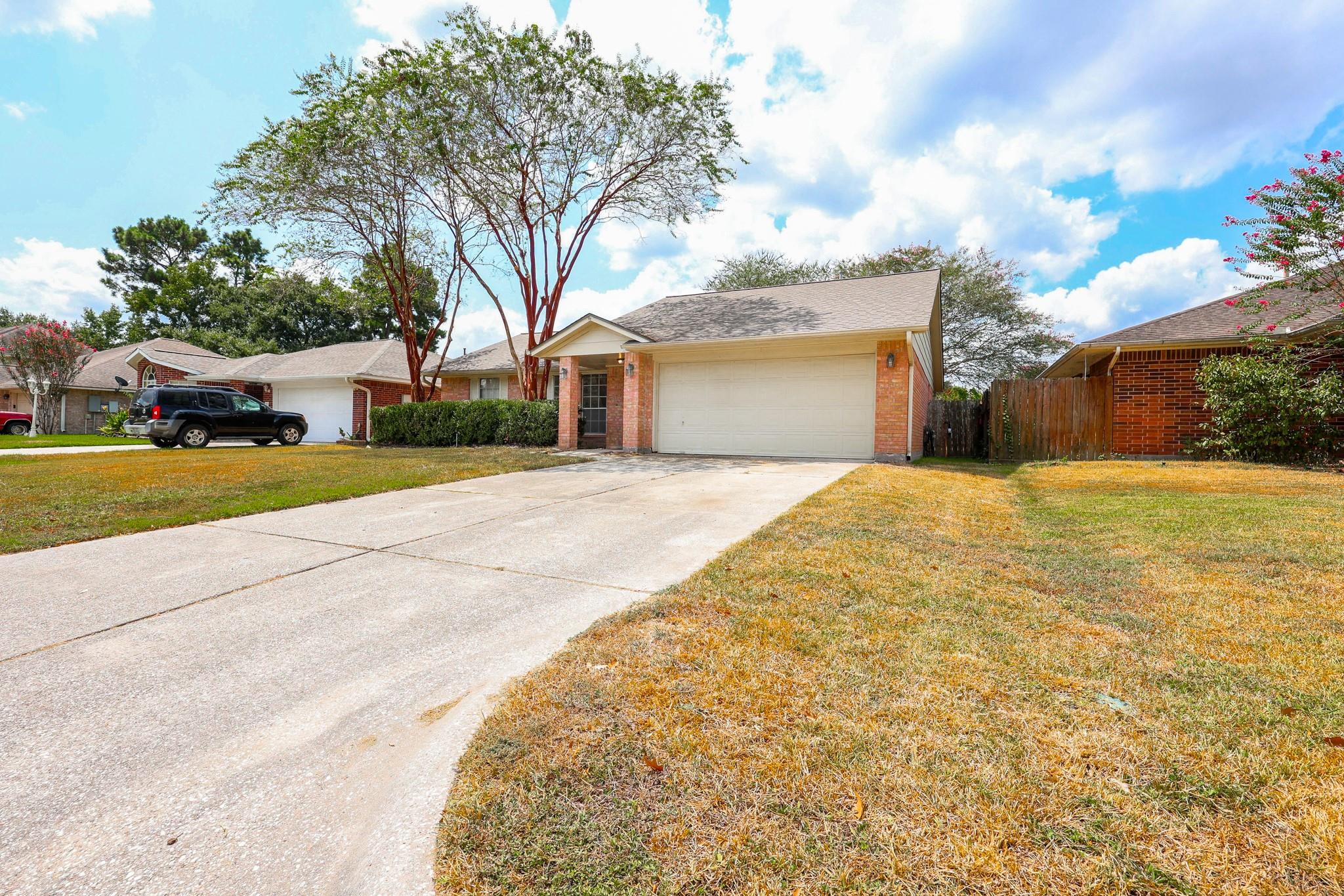 2306 Old Oak Lane