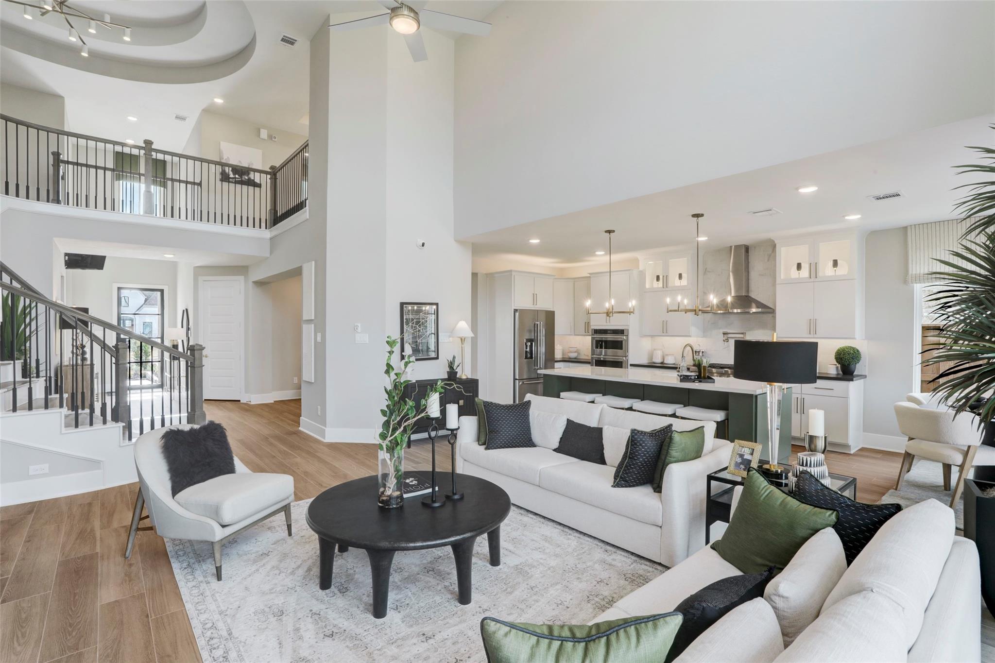 5315 Elegance Court