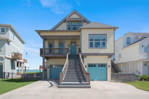 1534 Windsong Way Tiki Island TX 77554