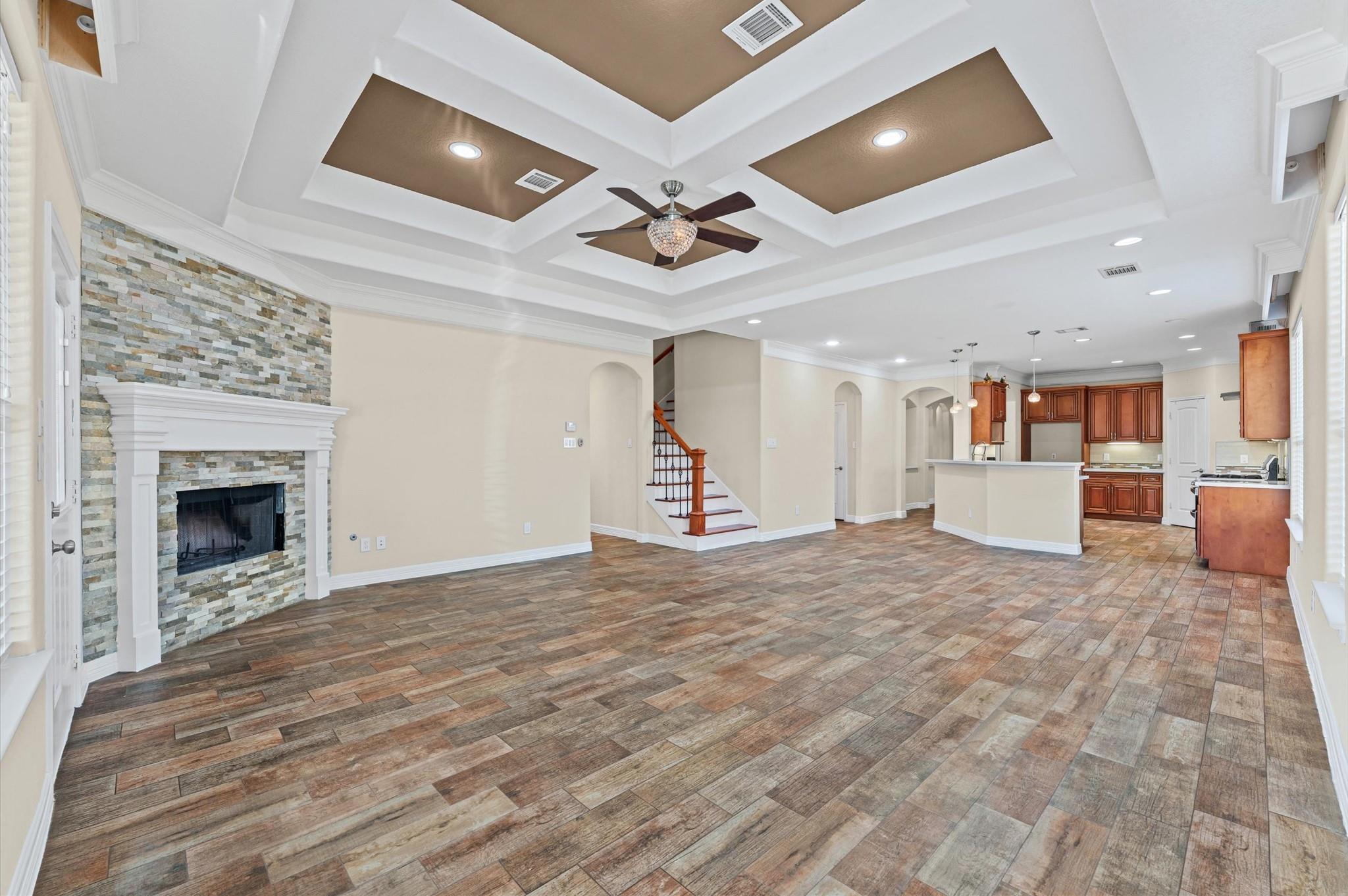 10447 Tree Hollow Circle