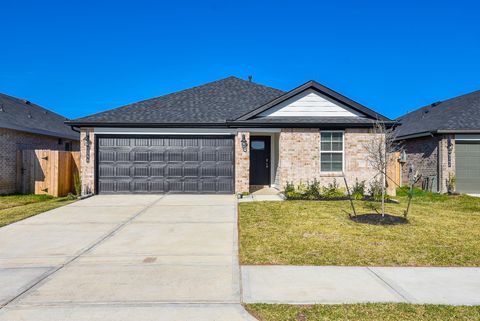 Photo of 5146 Sunset Oaks Drive, Arcola, TX 77545 (MLS # 10407974)