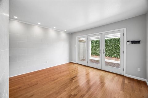 Tiny photo for 6408 Olympia Drive #132, Houston, TX 77057 (MLS # 32749495)