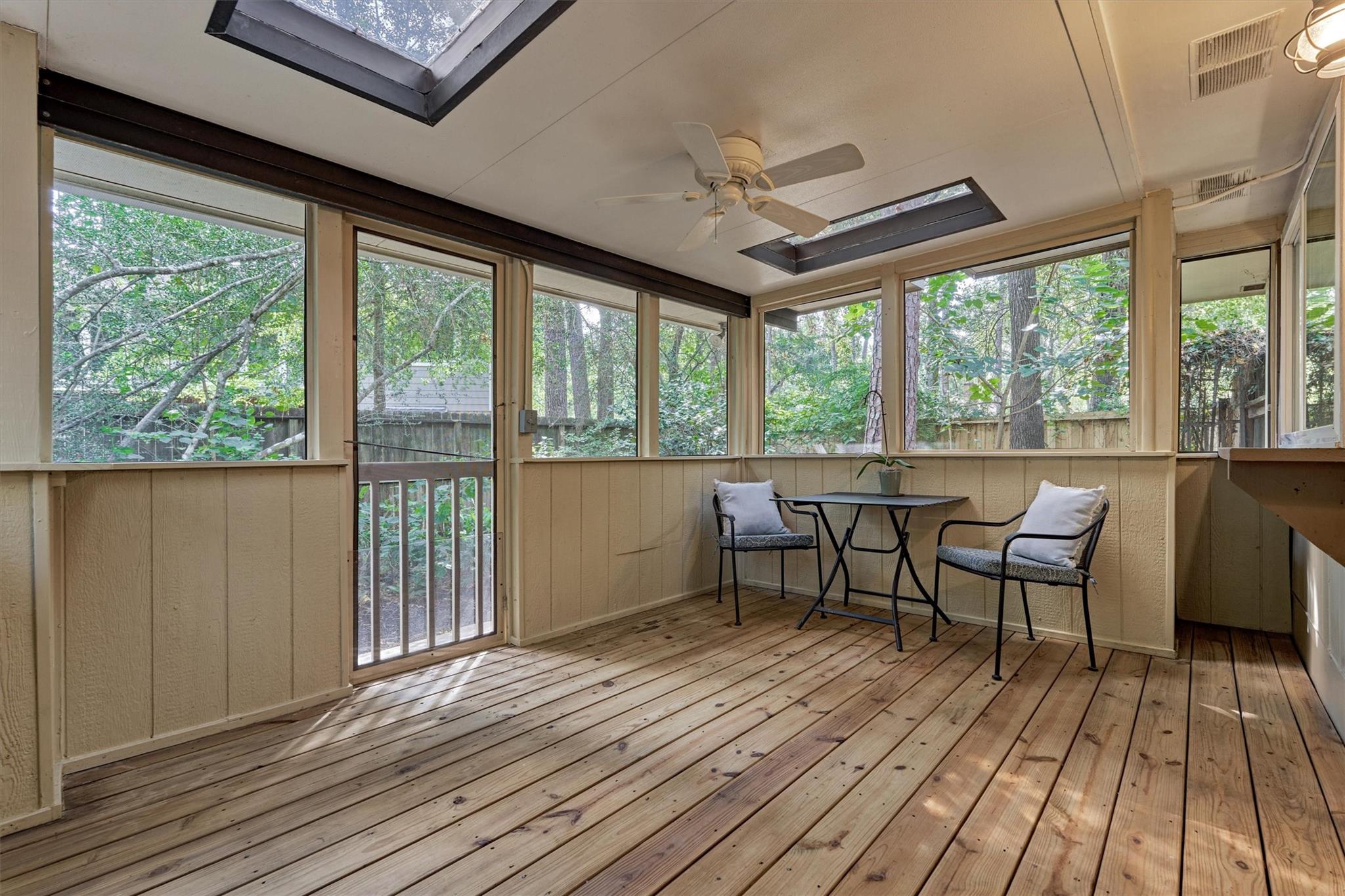 2 Rock Pine Court