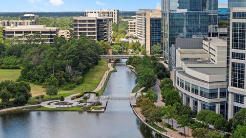 Tiny photo for 15 Pioneer Canyon Place, The Woodlands, TX 77375 (MLS # 39981426)