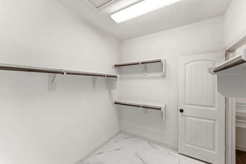 Tiny photo for 15 Pioneer Canyon Place, The Woodlands, TX 77375 (MLS # 39981426)