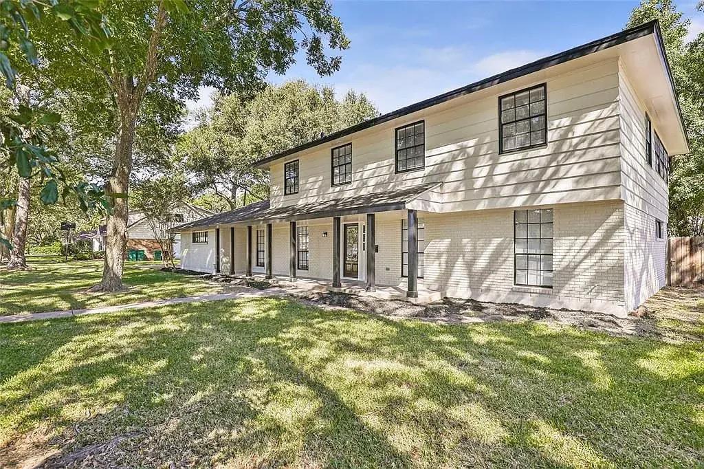 2516 Meadow Lane