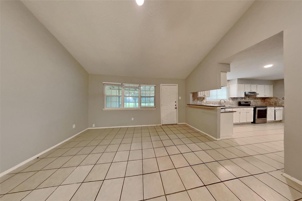 Photo of 19403 Westhaven Drive, Houston, TX 77084 (MLS # 85246188)