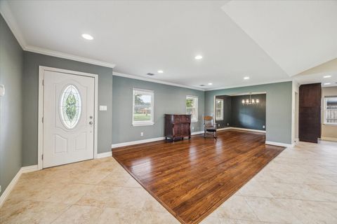 Photo of 5211 W Bellfort Avenue, Houston, TX 77035 (MLS # 13972902) Photo of 5211 W Bellfort Avenue, Houston, TX 77035 (MLS # 13972902)