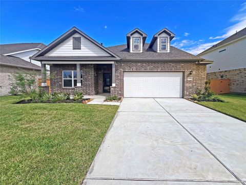 Homes For Sale - 10906 Amador Peak Drive<br/> Rosharon, TX 77583
