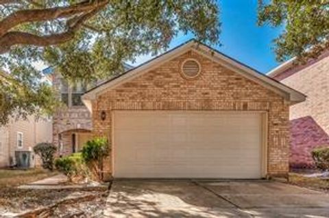 Photo of 14131 Beech Glen Drive, Houston, TX 77083 (MLS # 18898583)