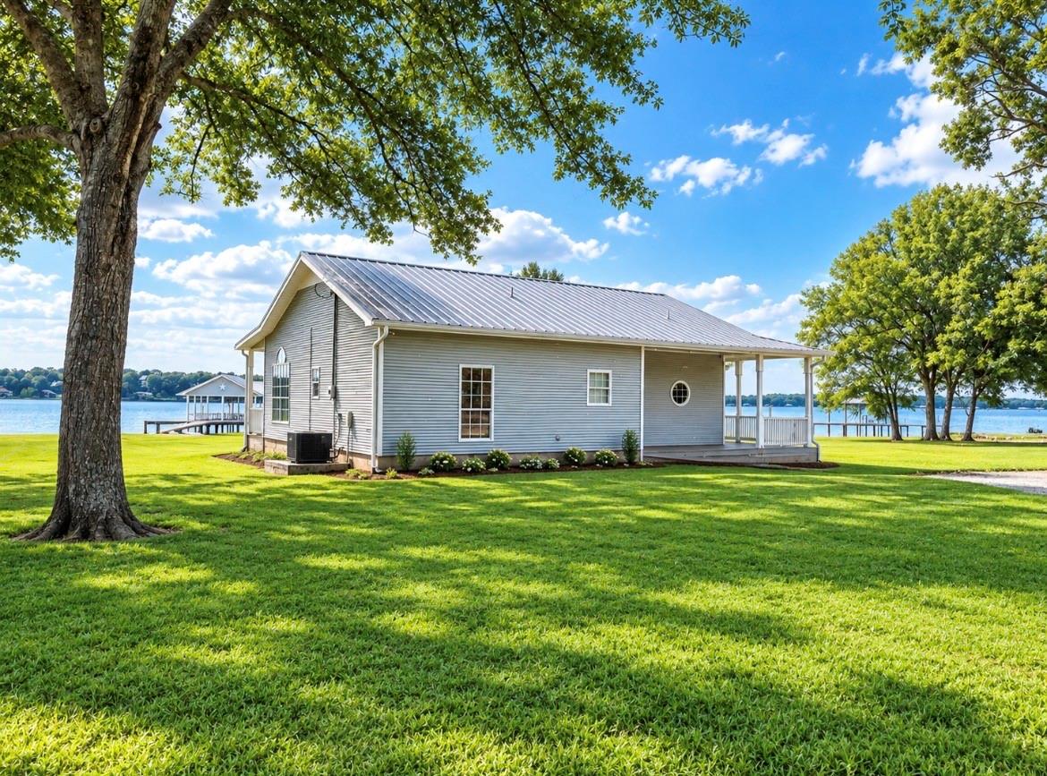 20283 Lakeshore Drive