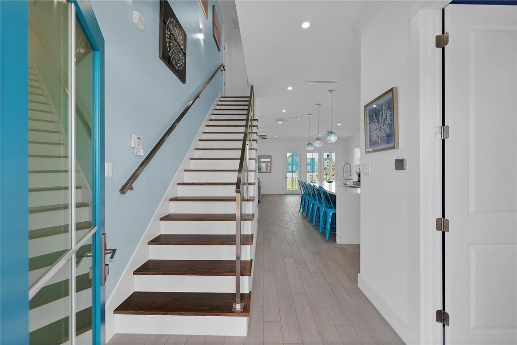 Photo of 4102 Sandhill Crane Way, Galveston, TX 77554 (MLS # 20203116)