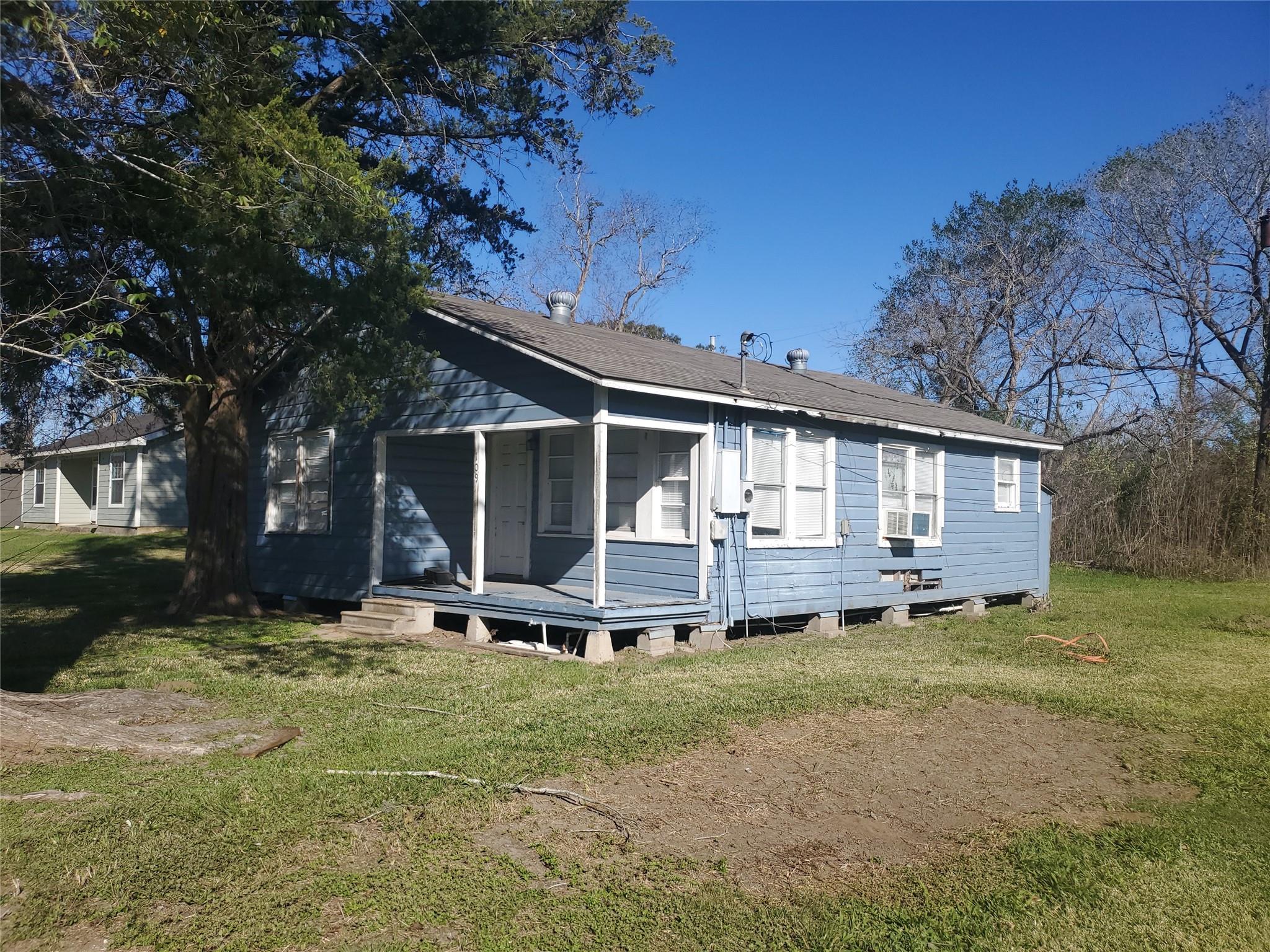 109 Carver Street