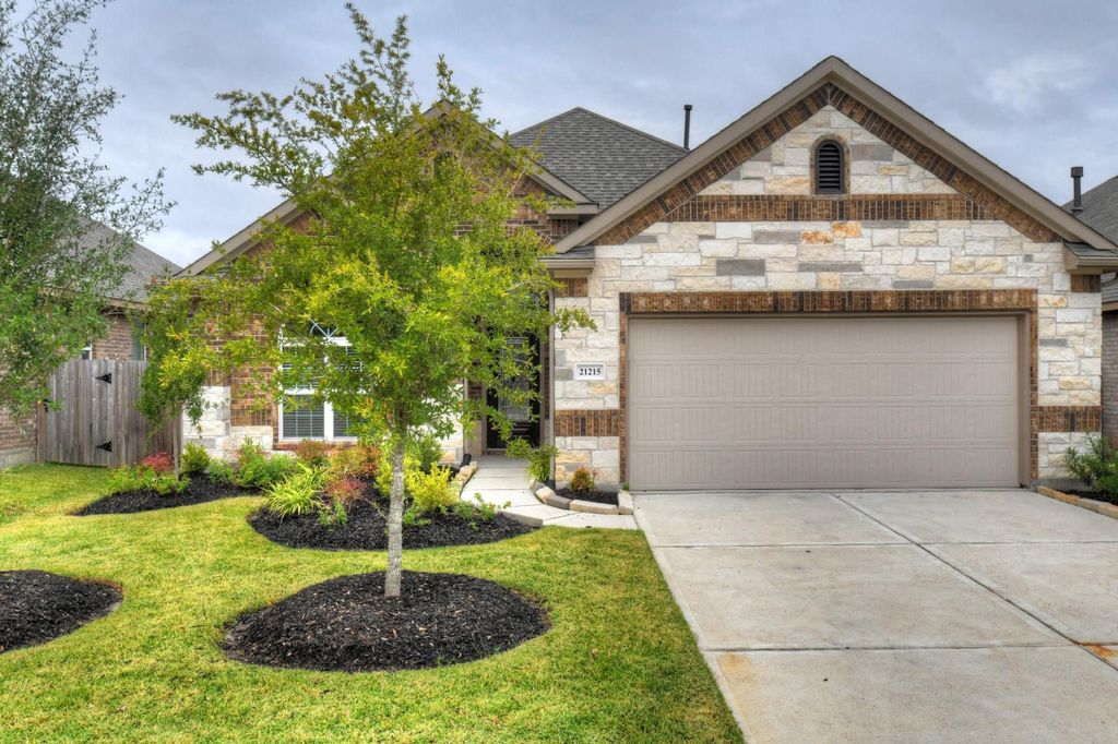 Photo of 21215 Flowering Dogwood Circle, Porter, TX 77365 (MLS # 26609766)