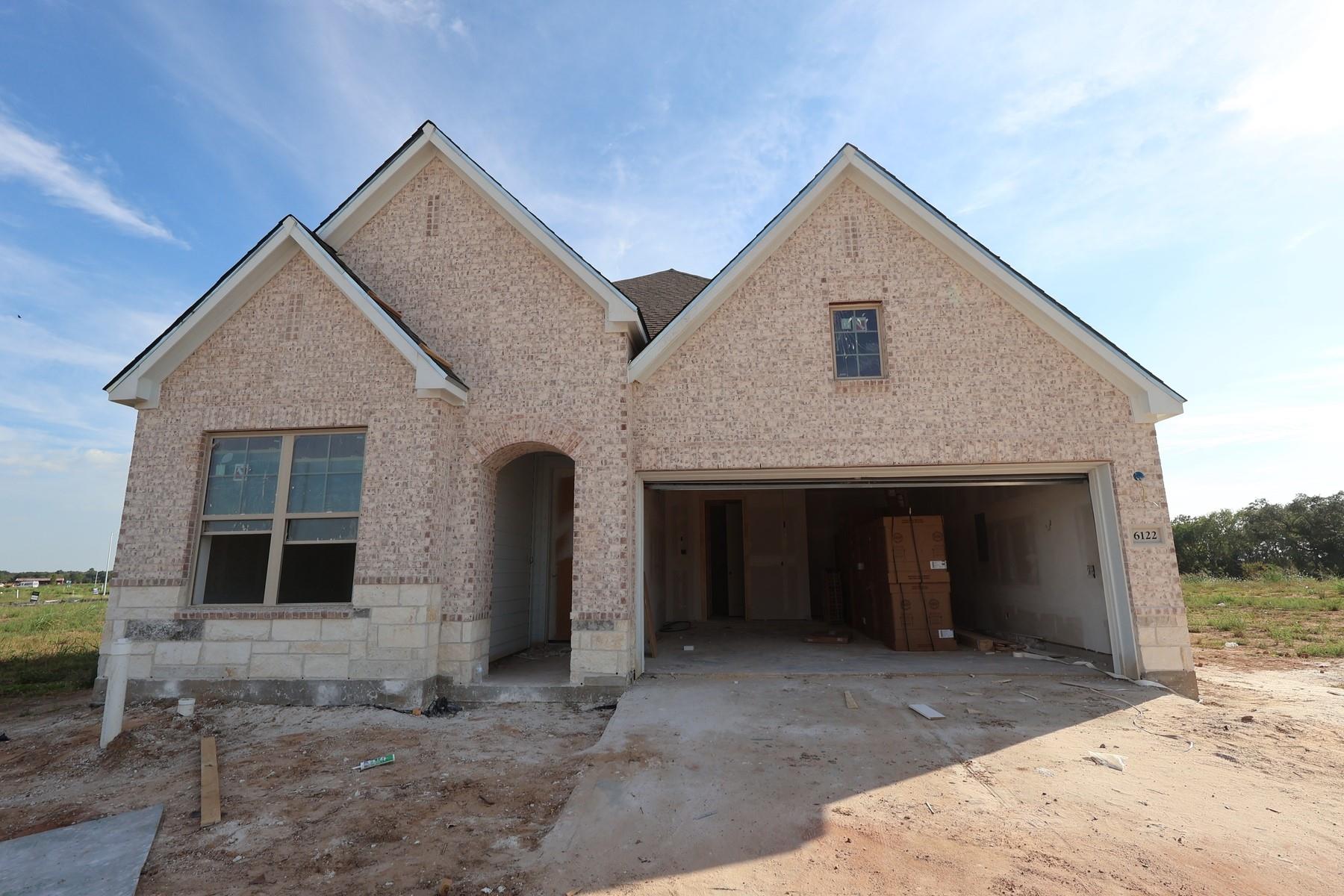 6122 Renoir Lane