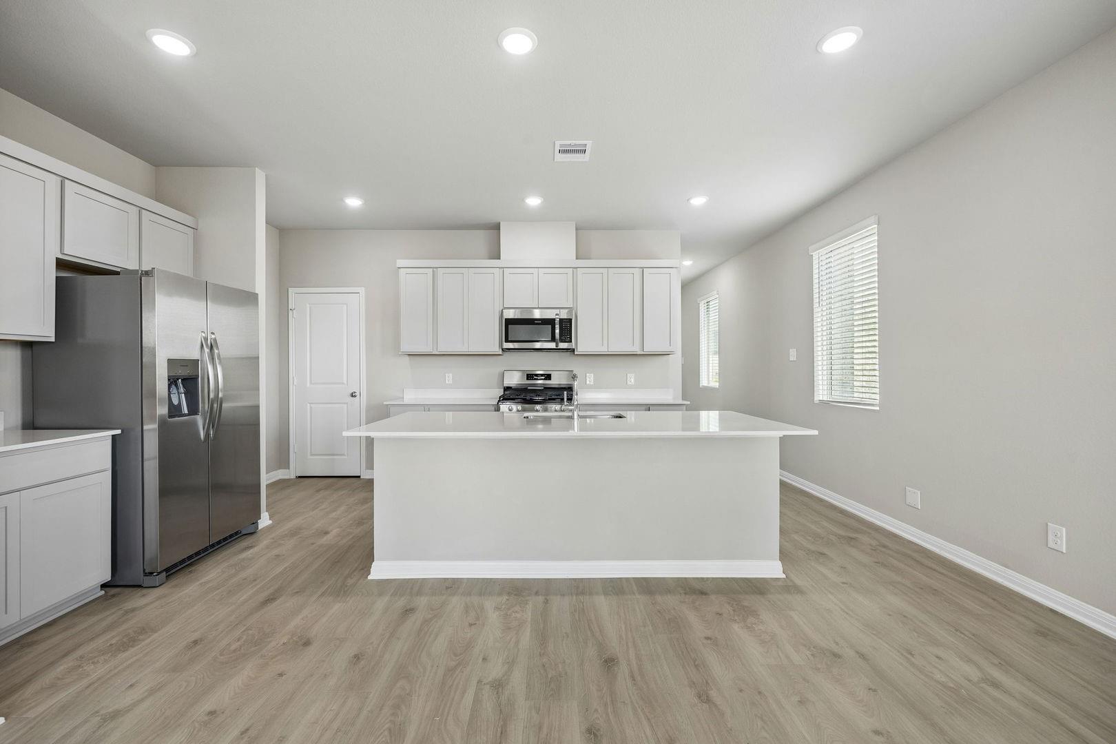 1142 Pine Rivage Drive
