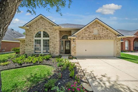 Photo of 26630 Summerbend Hollow Lane, Katy, TX 77494 (MLS # 58071675)