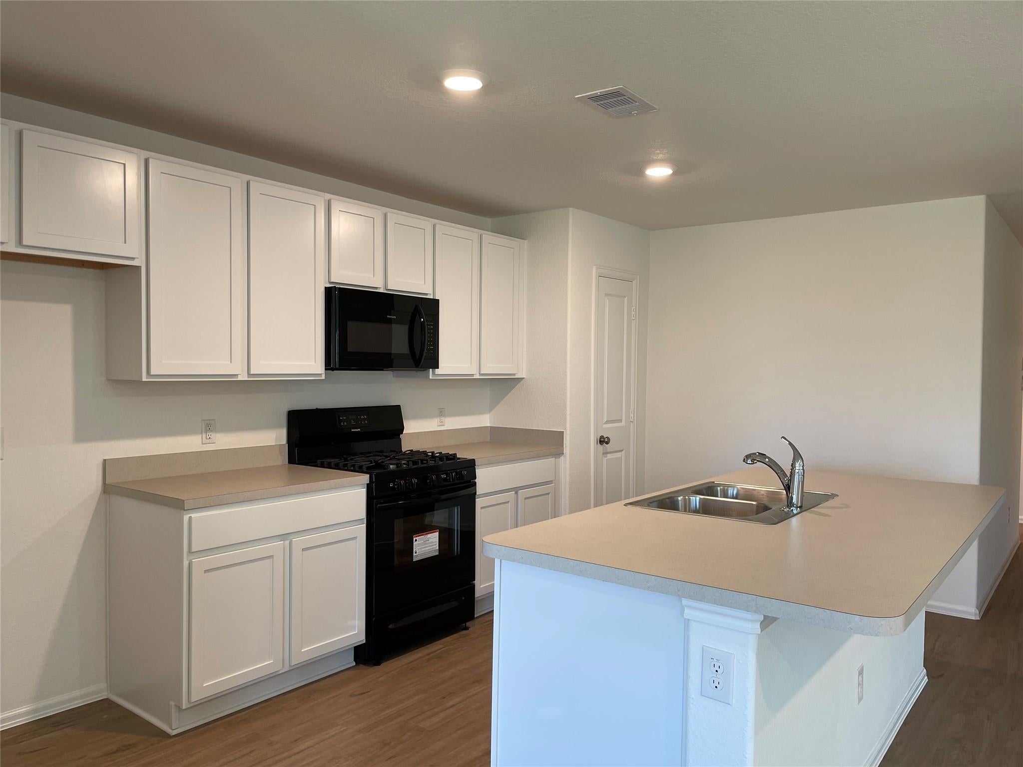3411 Golden Amber Court