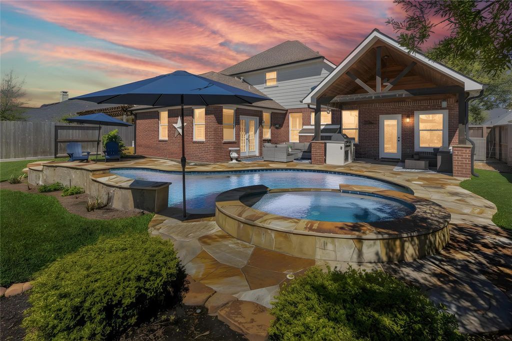 Photo of 7330 Fall Creek Bend, Humble, TX 77396 (MLS # 38368895)