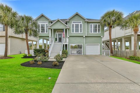 Photo of 13602 Windlass Circle, Galveston, TX 77554 (MLS # 6857697)