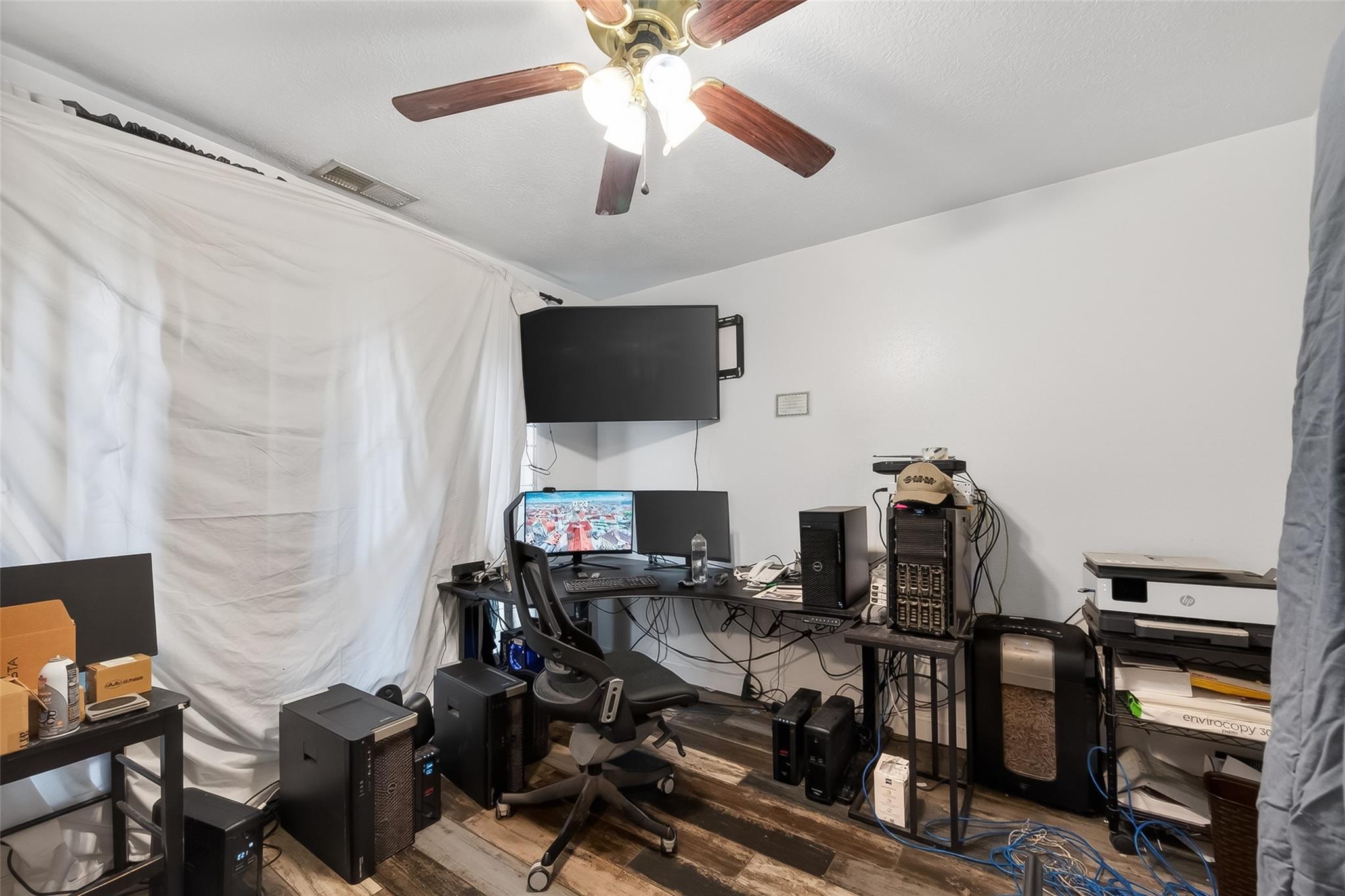 606 Oak Hill Drive