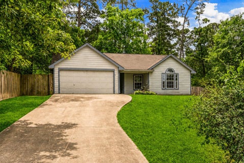 Homes For Sale - 10344 Royal Damon Drive<br/> Conroe, TX 77303