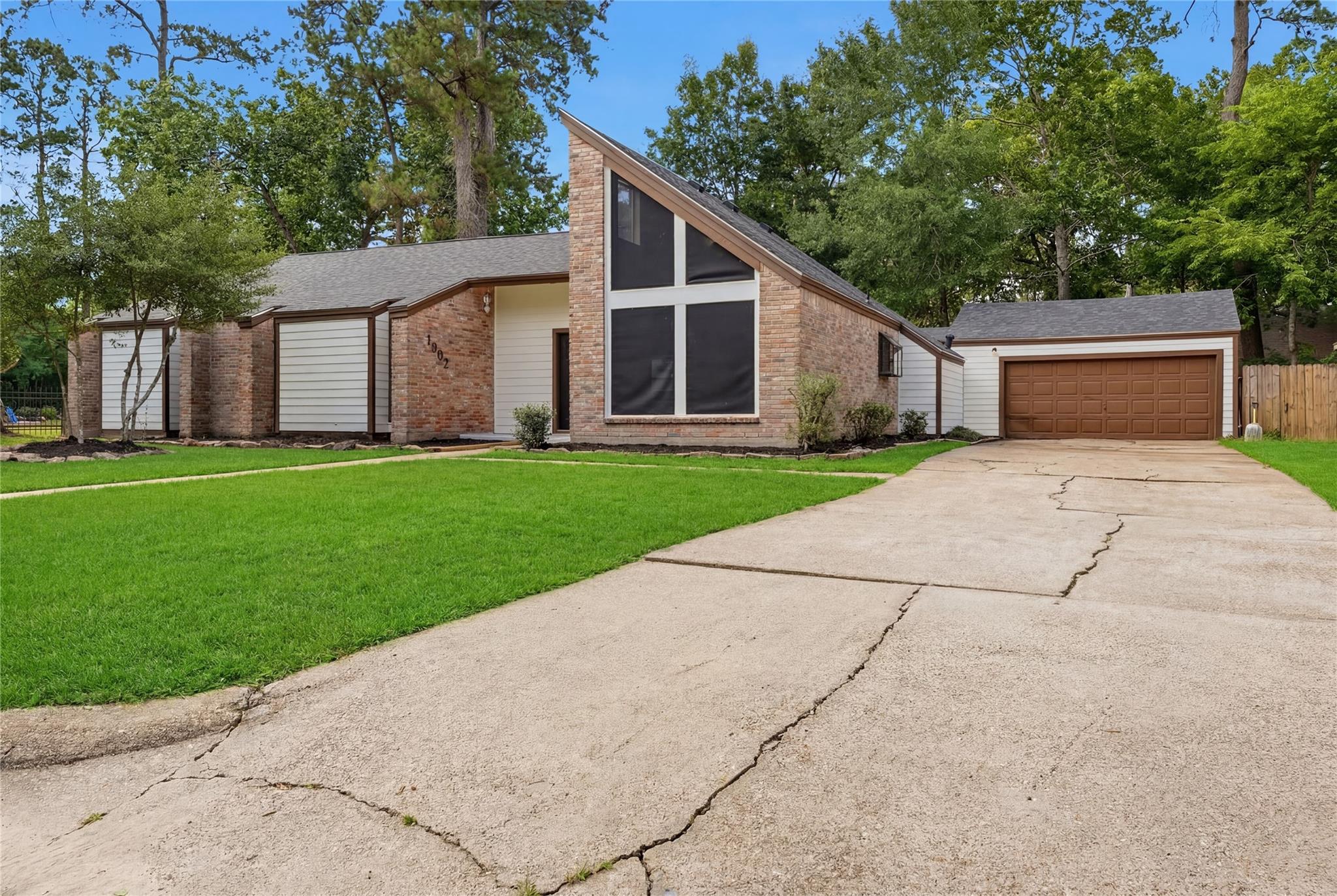 1907 Tangle Lake Drive