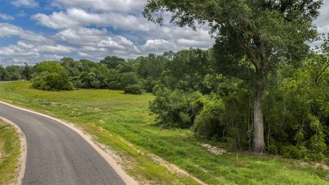 Photo of 2 Windmill Ridge, Brenham, TX 77833 (MLS # 30339085)
