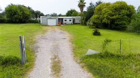 Photo of 4743 Mallard Street, Hitchcock, TX 77563 (MLS # 26286266)